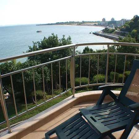 View * نيسيبار